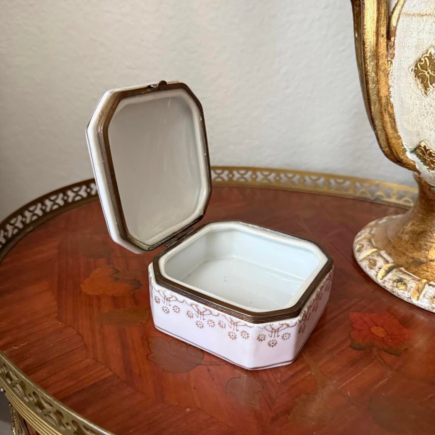 Vintage Hinged Couples Trinket Box