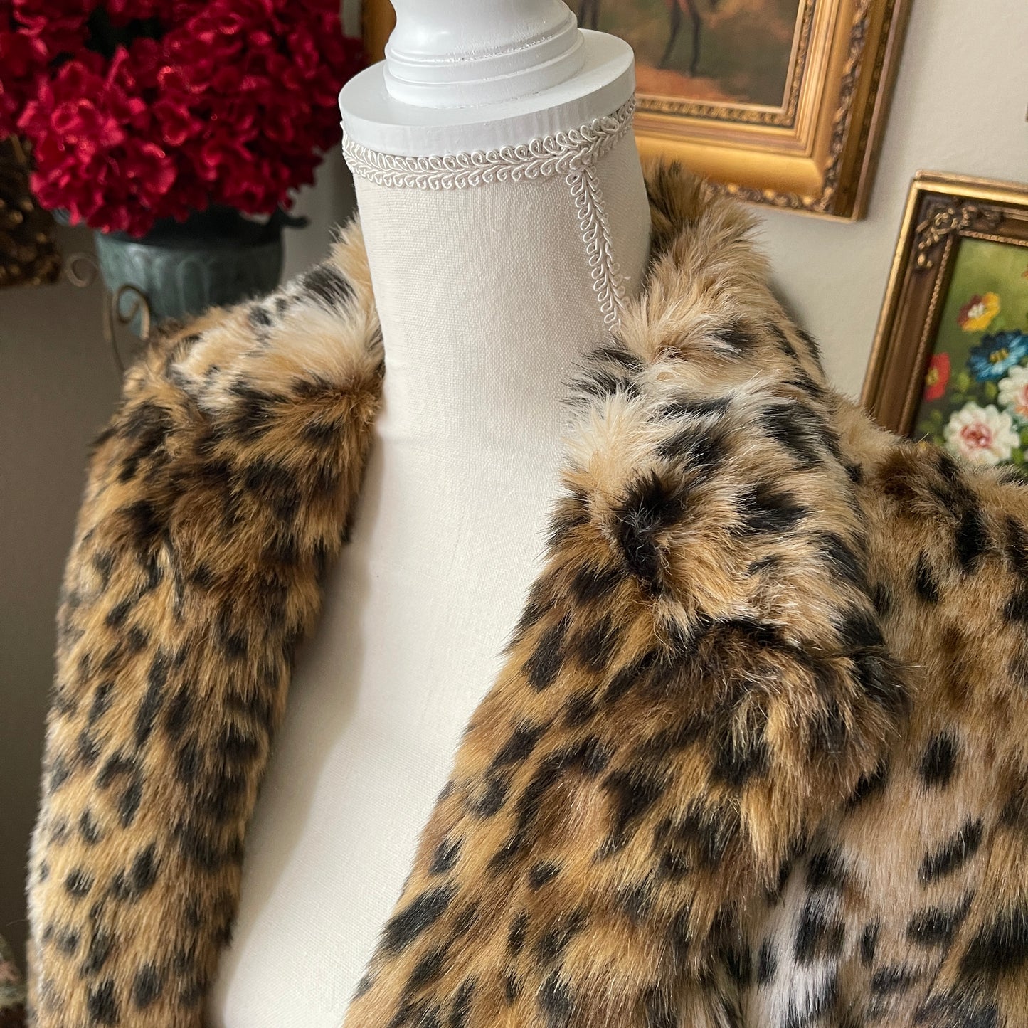 Carine Roitfeld x Uniqlo leopard faux fur coat