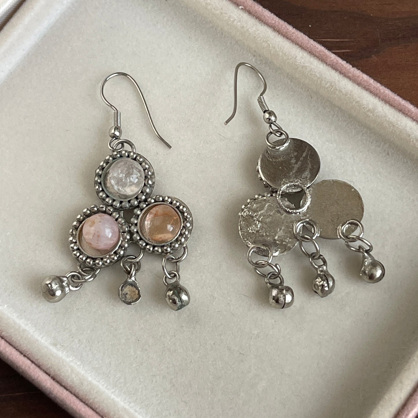 Silver tone Morocoo bib style semi precious stones with matching earrings