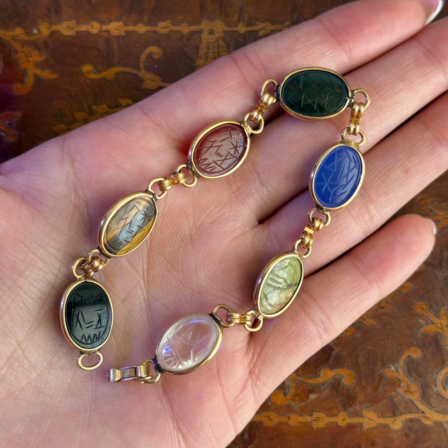 Vintage Mid Century Gold Tone Carved Gemstone Scarab Bracelet