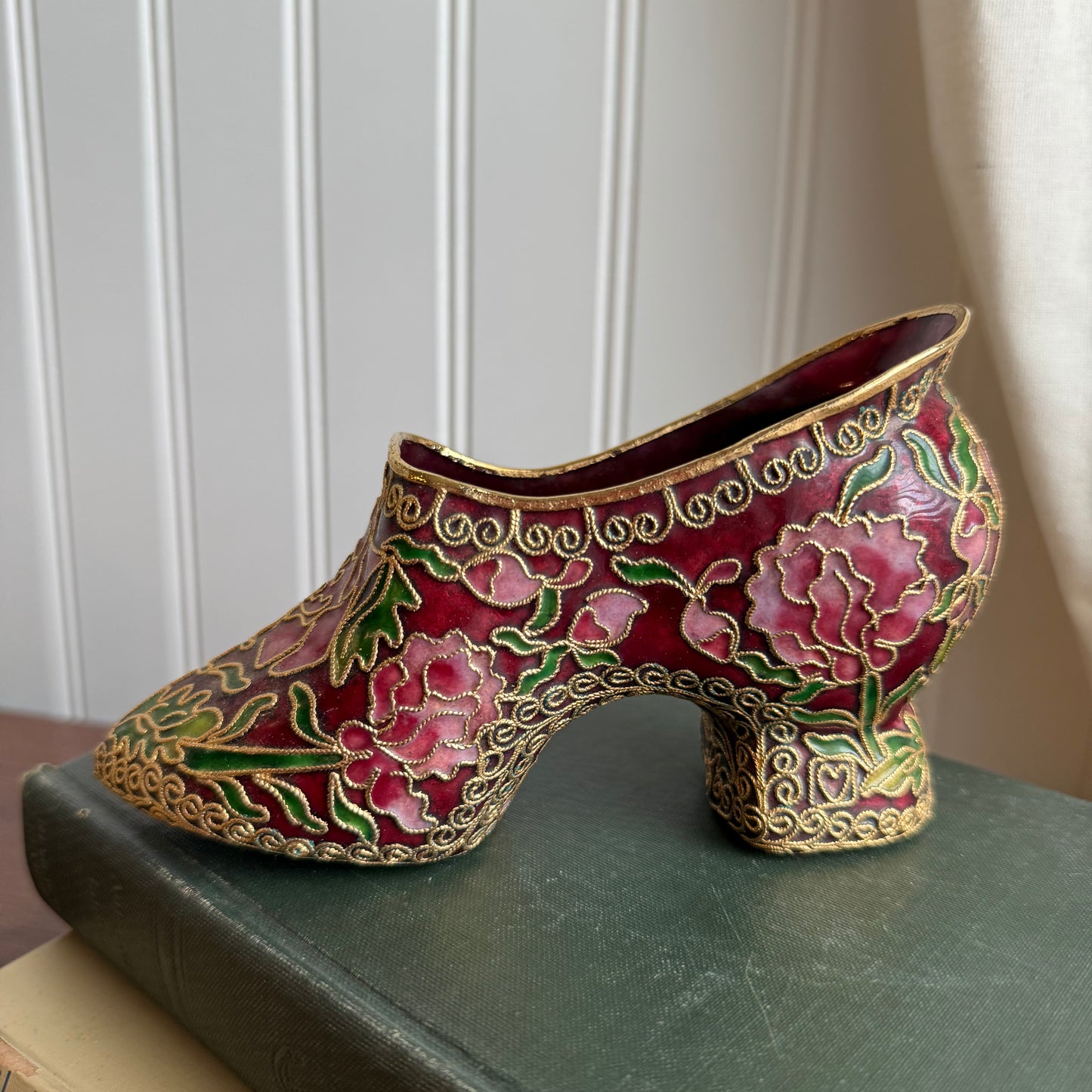 Vintage Enameled Porcelain High-Heeled Shoe Flora Art