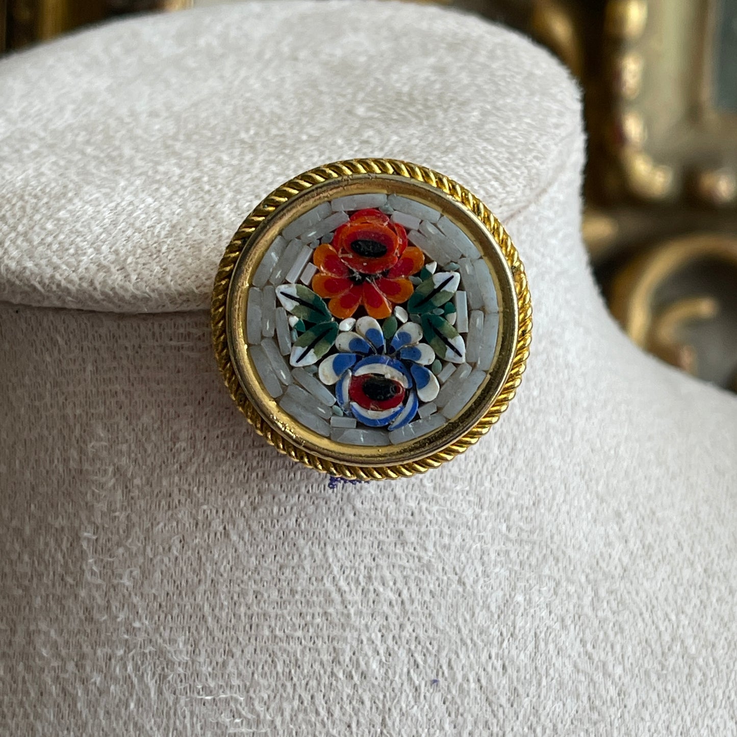 Antique Vintage Italy Micro Mosaic Round Flower Pin Brooch
