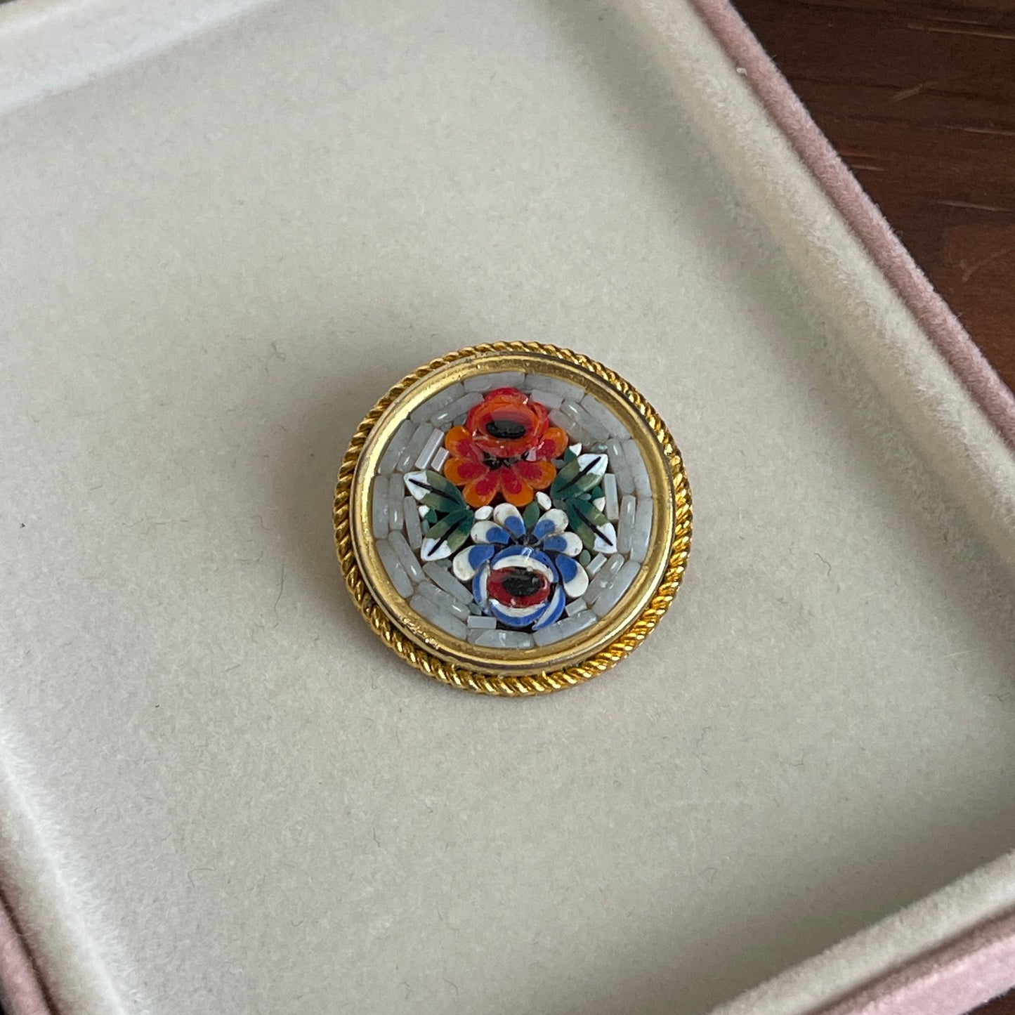 Antique Vintage Italy Micro Mosaic Round Flower Pin Brooch