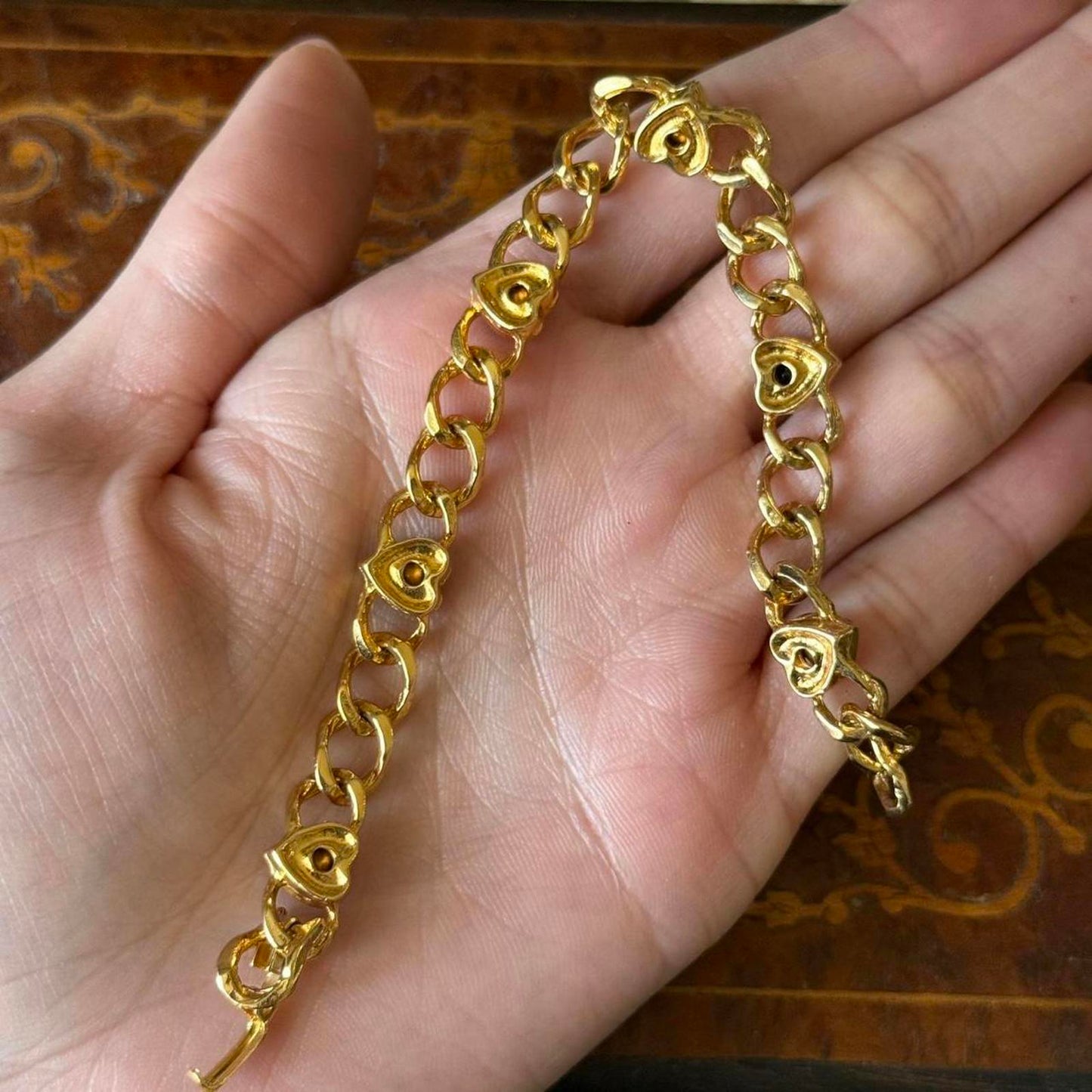 Vintage Gold tone Glass heart bracelet