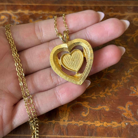 Vintage Avon Pink heart with faux pearl necklace
