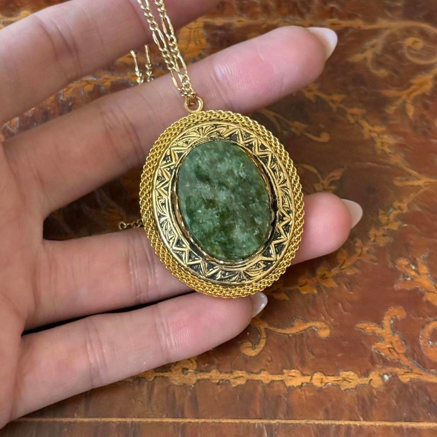 Vintage Green stone with gold detailing Pendant Necklace