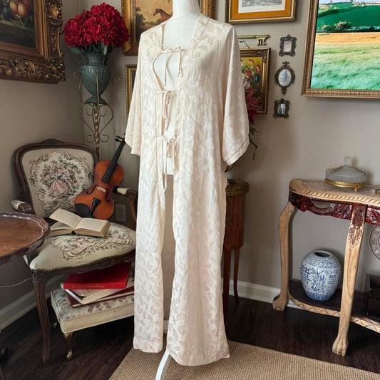 Cream and tan vintage 1970s Coran Noamair long robe with tie front kimono