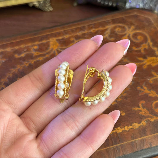 Vintage Gold Tone White faux Pearl Clip Earrings