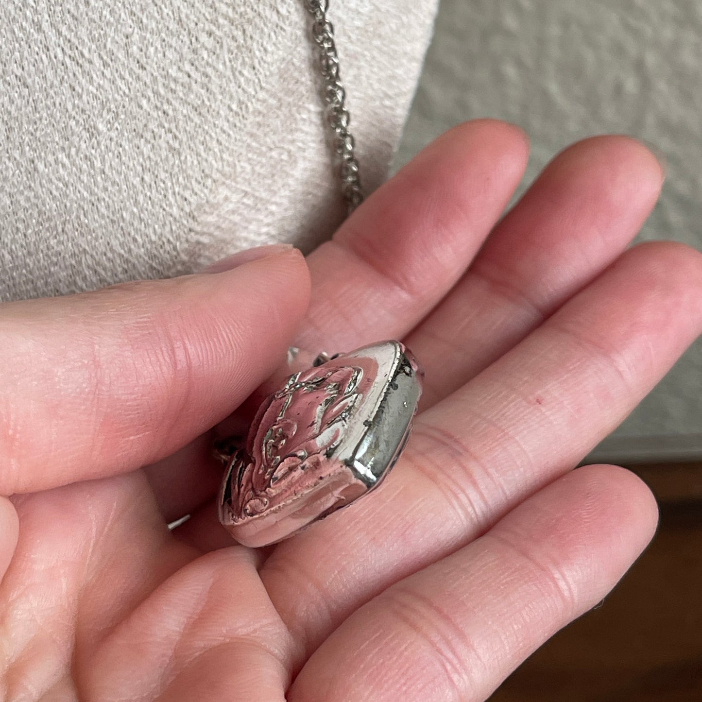 Art Nouveau Necklace Heart Perfume Vase Pendant Vessel Silver Tone