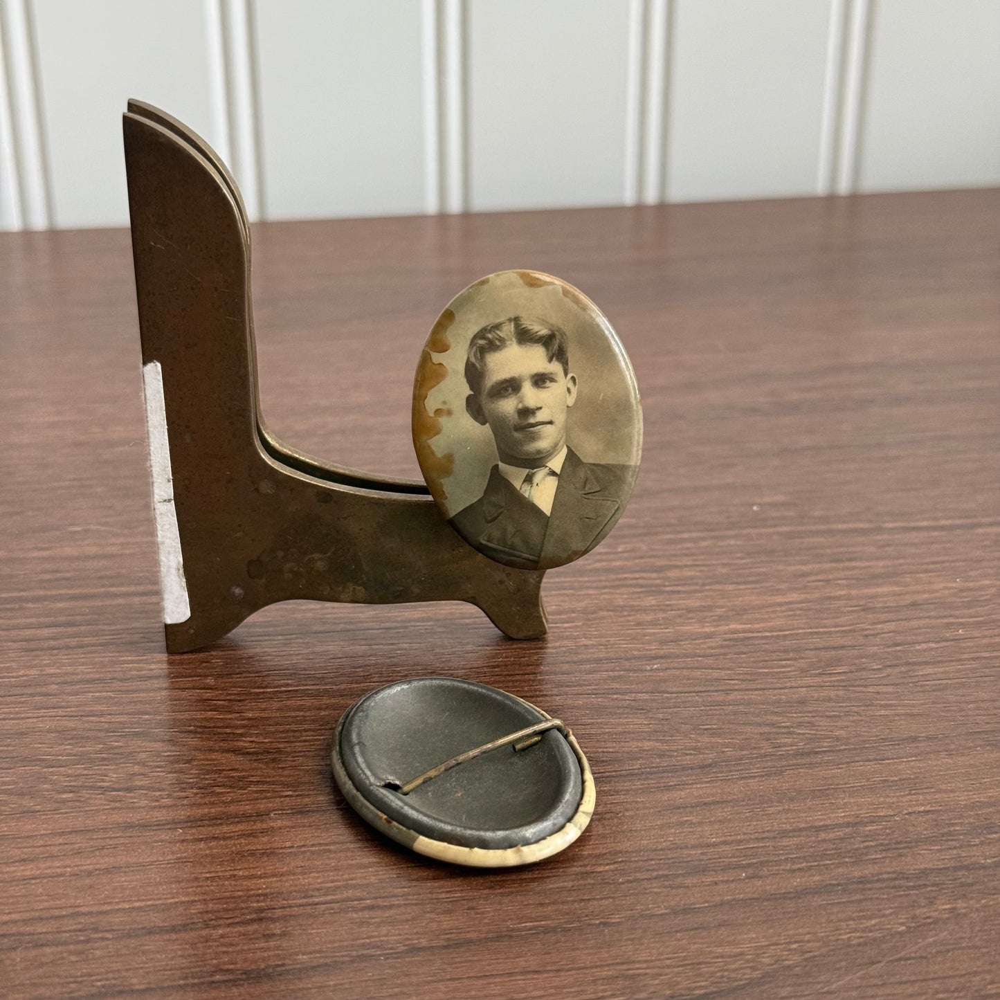 Vintage Antique Portrait Oval Pins Set