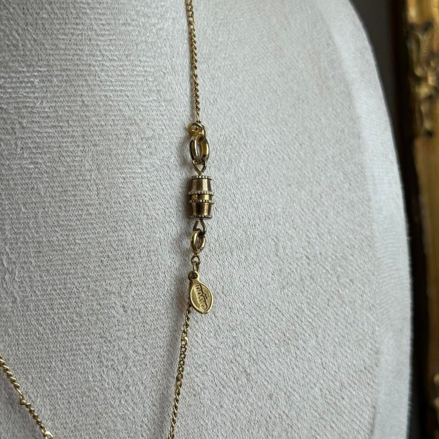 Vintage Avon necklace with heart rhinestone Locket pendant necklace