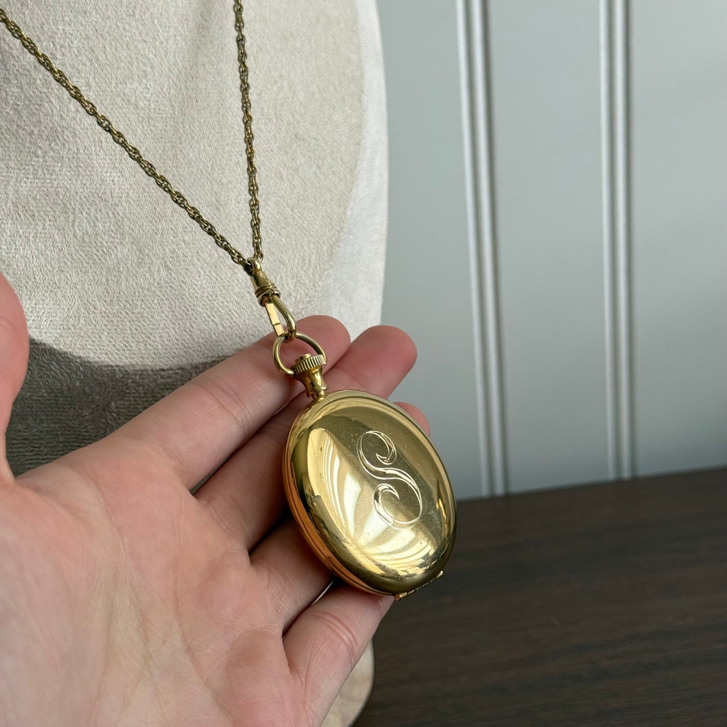 Vintage Pendant Locket Engraved S Necklace