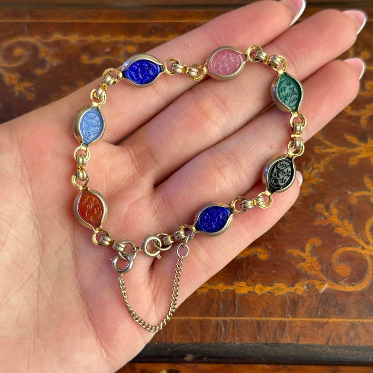 Vintage Mid Century Gold Tone Carved Gemstone Scarab Bracelet
