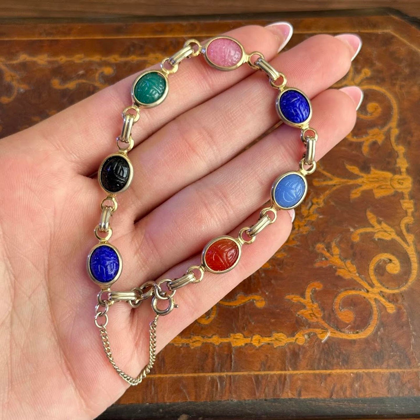 Vintage Mid Century Gold Tone Carved Gemstone Scarab Bracelet