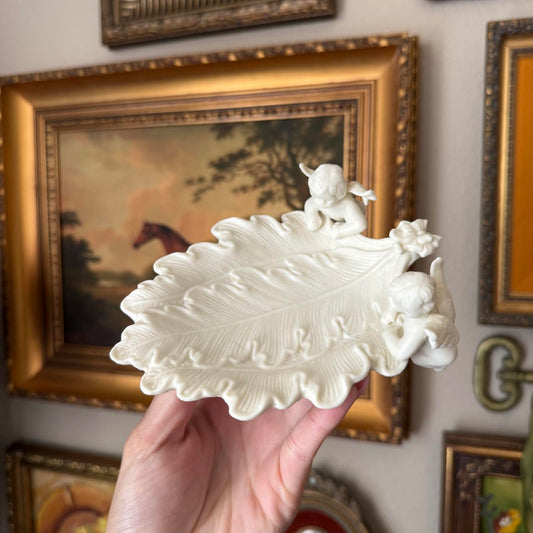 Vintage Cream Ceramic Cherub Soap Dish