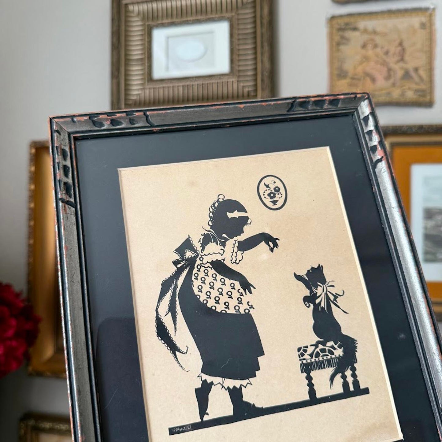 Vintage Framed Silhouette of A Girl and A Cat
