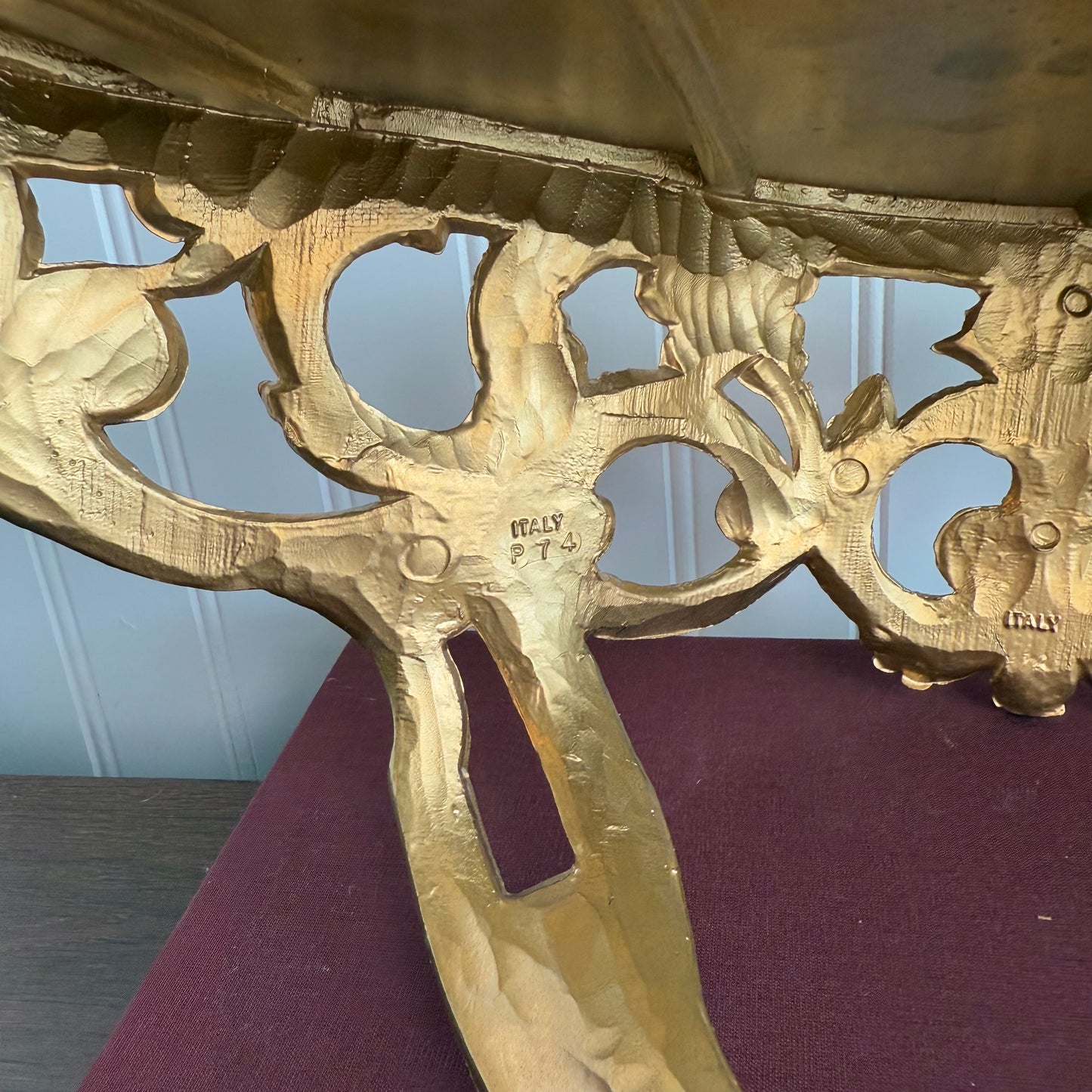 Florentine Italian Gold Gilt Wall Shelf