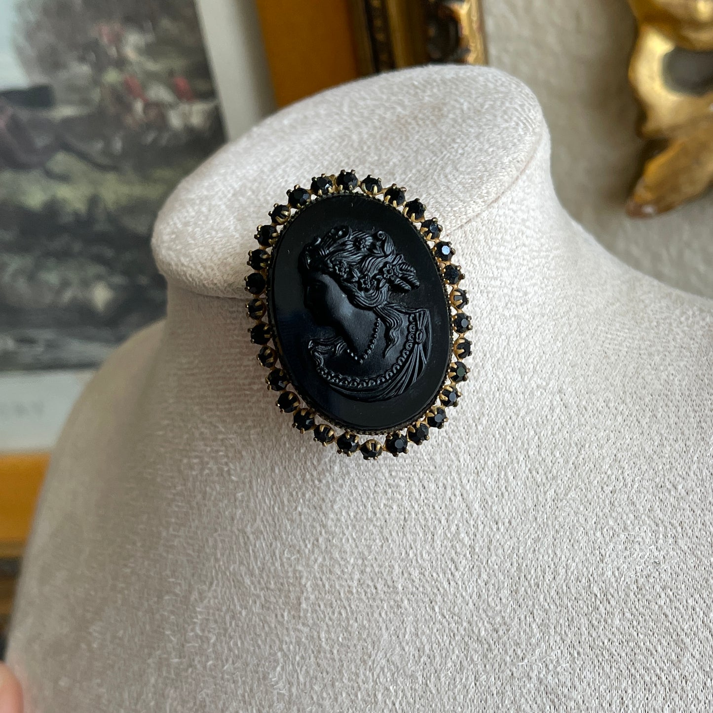 Vintage black glass with rhinestone cameo brooch pendant