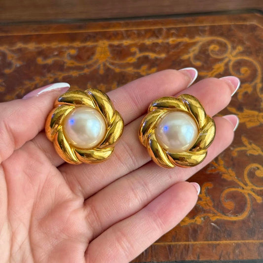Vintage Avon Faux White Pearl Gold Tone large Clip On Earrings