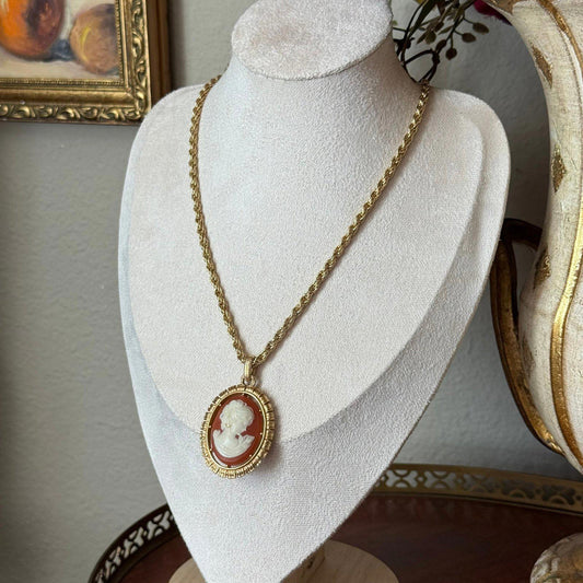 Vintage faux cameo gold tone necklace