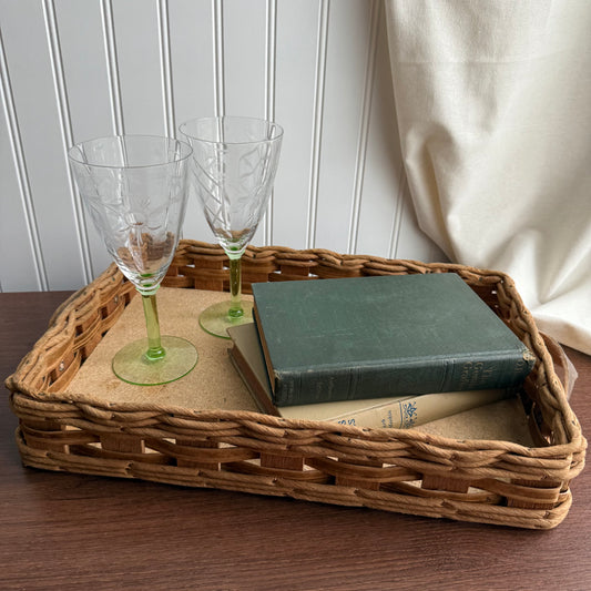 Pyrex Travel Serving Cork and Woven Wicker Tray
