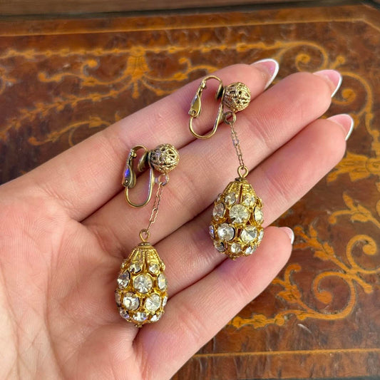 Vinetage Rhinestone Dangle Clip on Earrings