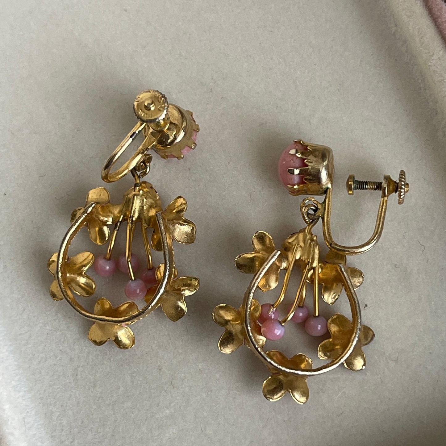 Vintage Pink floral and rhinestone screw back earrings