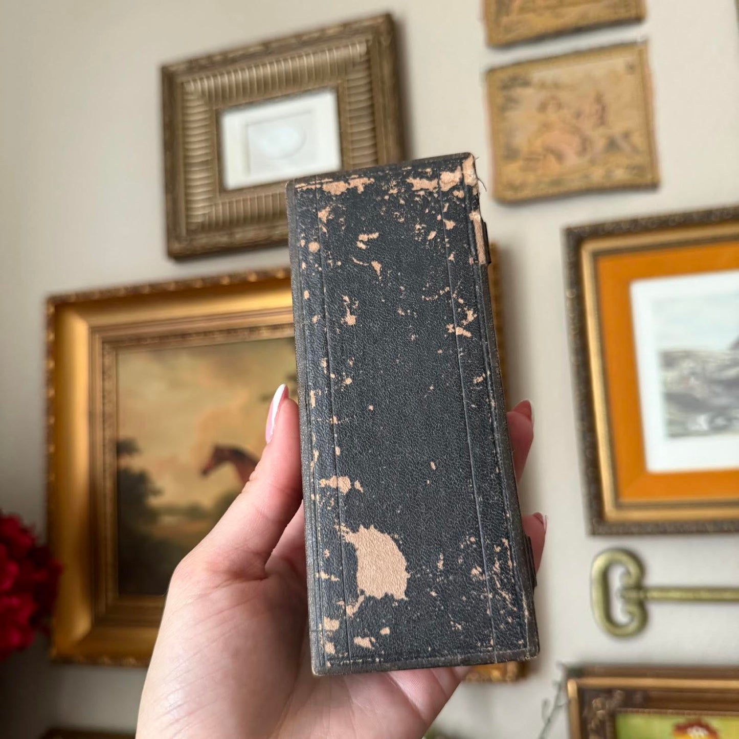 Antique Lined Box