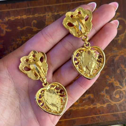 Vintage Ornate Green & Faux Pearl Gold Tone Clip on Earrings