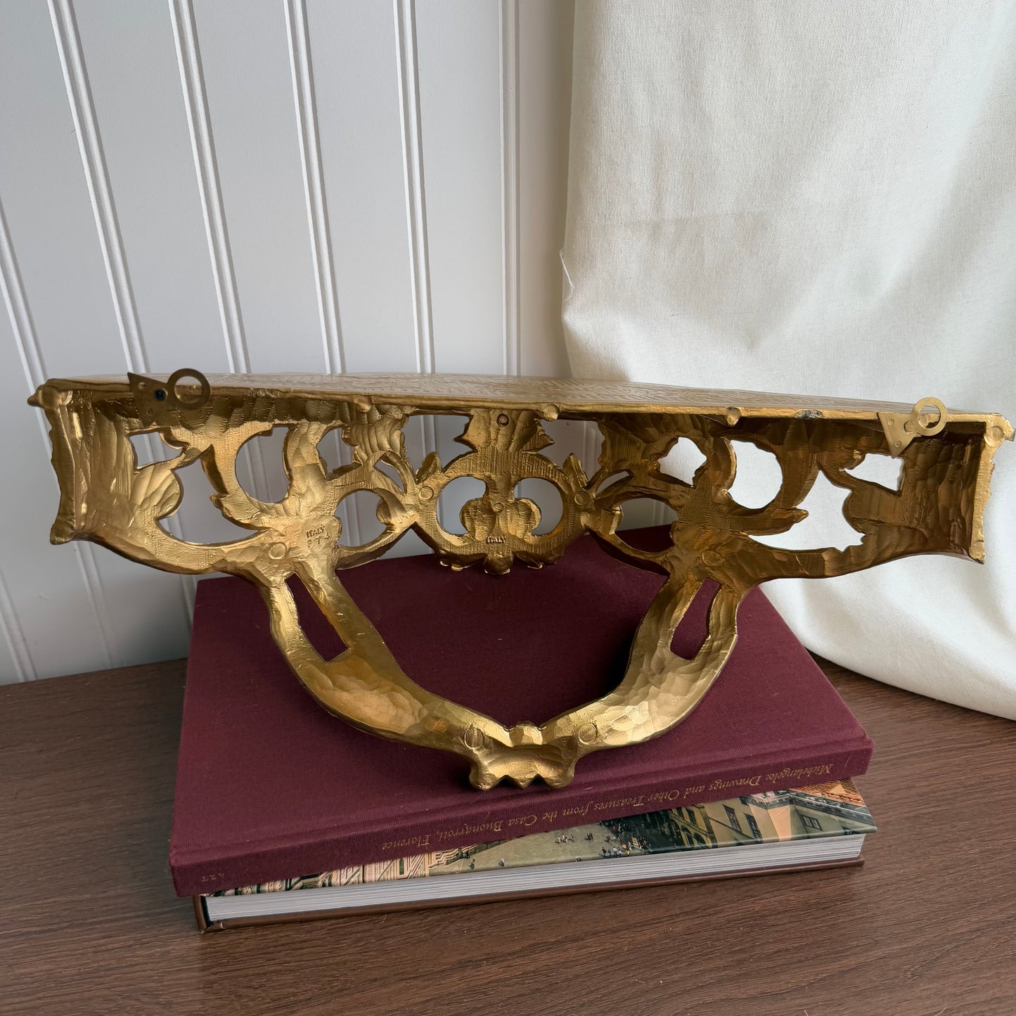 Florentine Italian Gold Gilt Wall Shelf