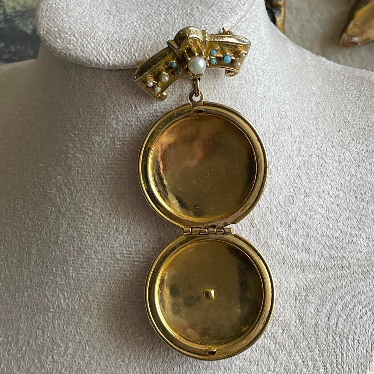 Vintage ART Arthur Pepper Ornate Victorian style enamel flower locket brooch pin