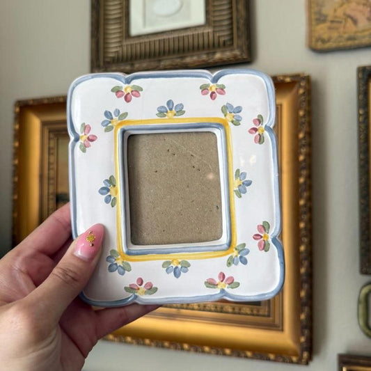 Vintage Standing Ceramic Floral Picture Frame with Scalloped Edges