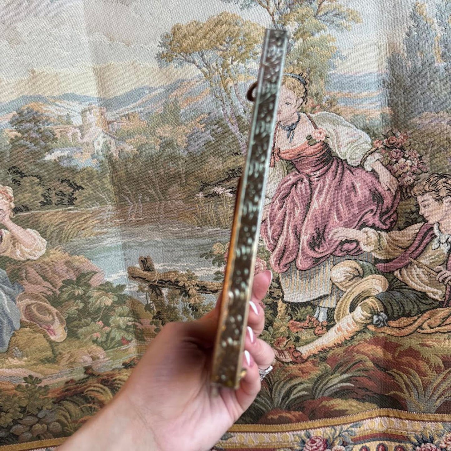 Vintage gold-toned metal multi-photo picture frame