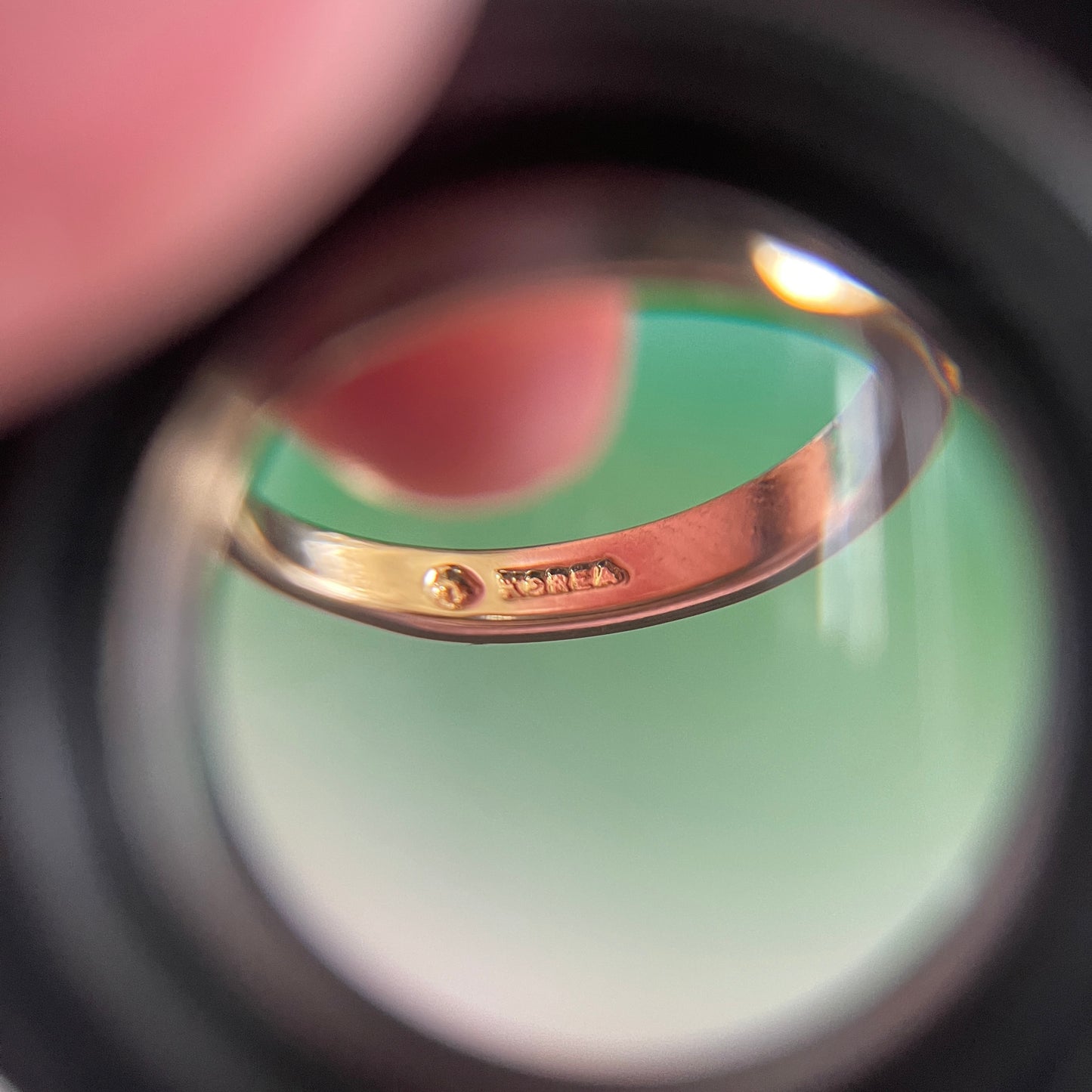 Vintage Gold Tone Pink Rhinestone Ring