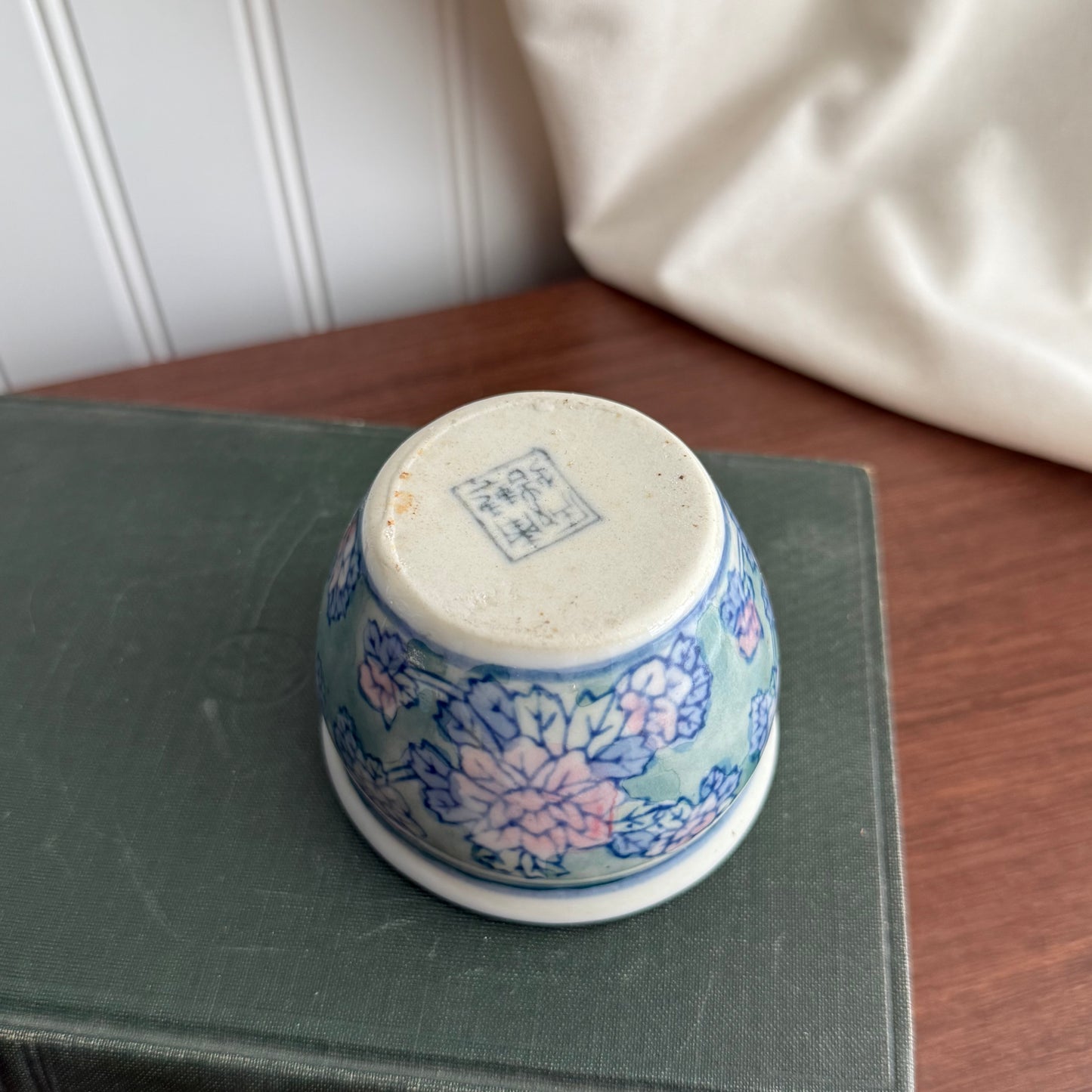 Vintage Handcrafted blue & white glaze Porcelain