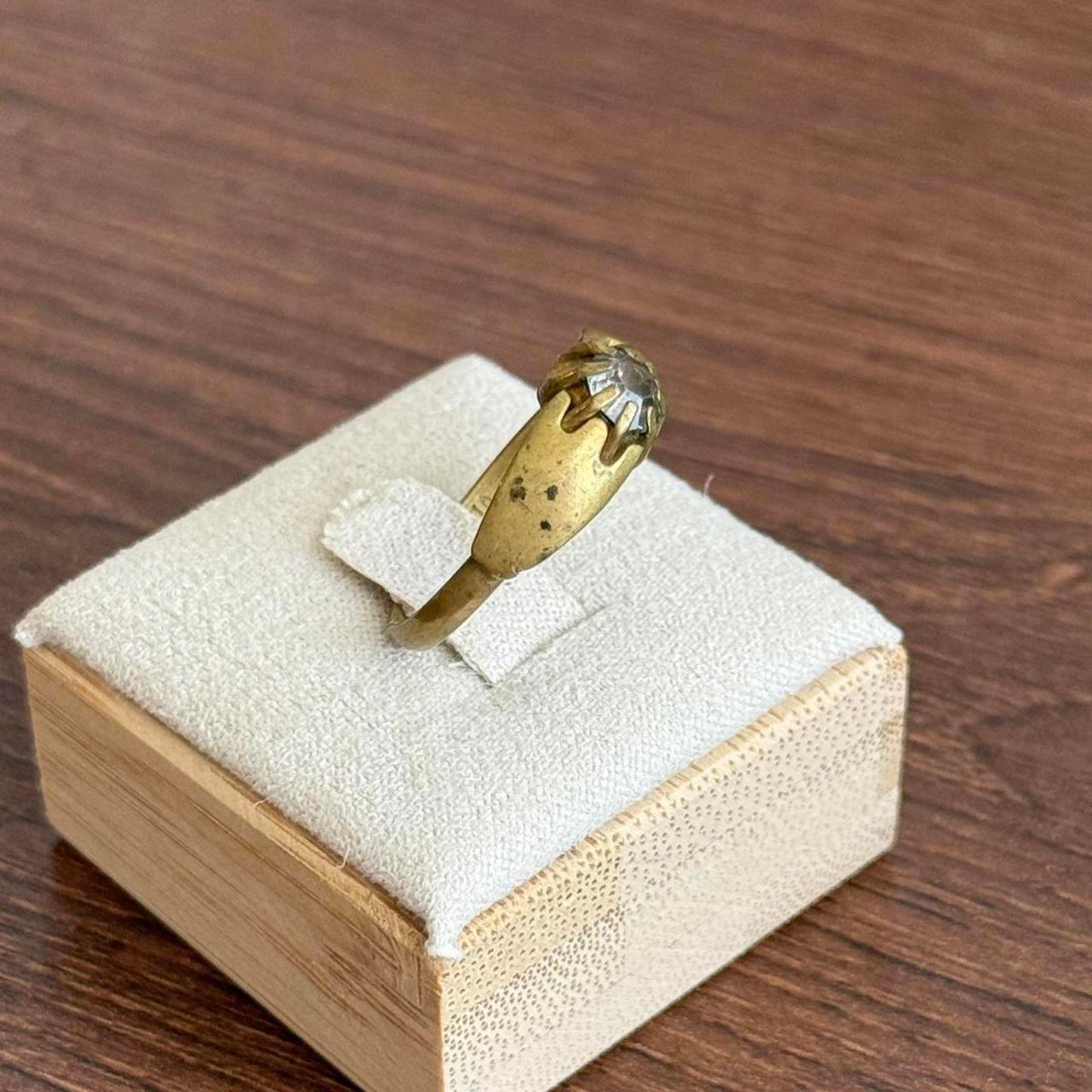Unique 1930s vintage victorian Czech brass ring