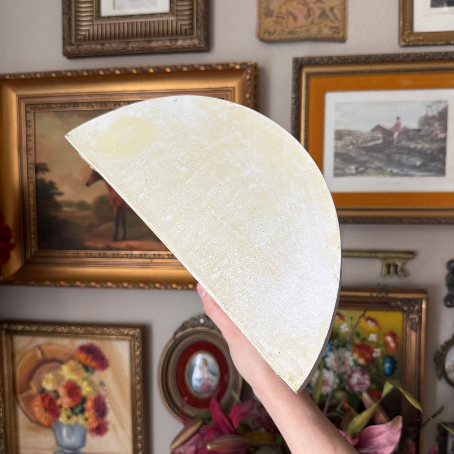 White curved wall sconce