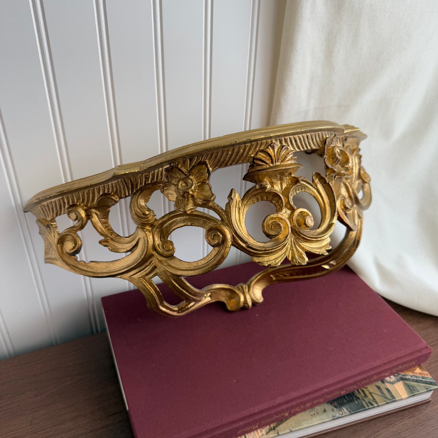 Florentine Italian Gold Gilt Wall Shelf