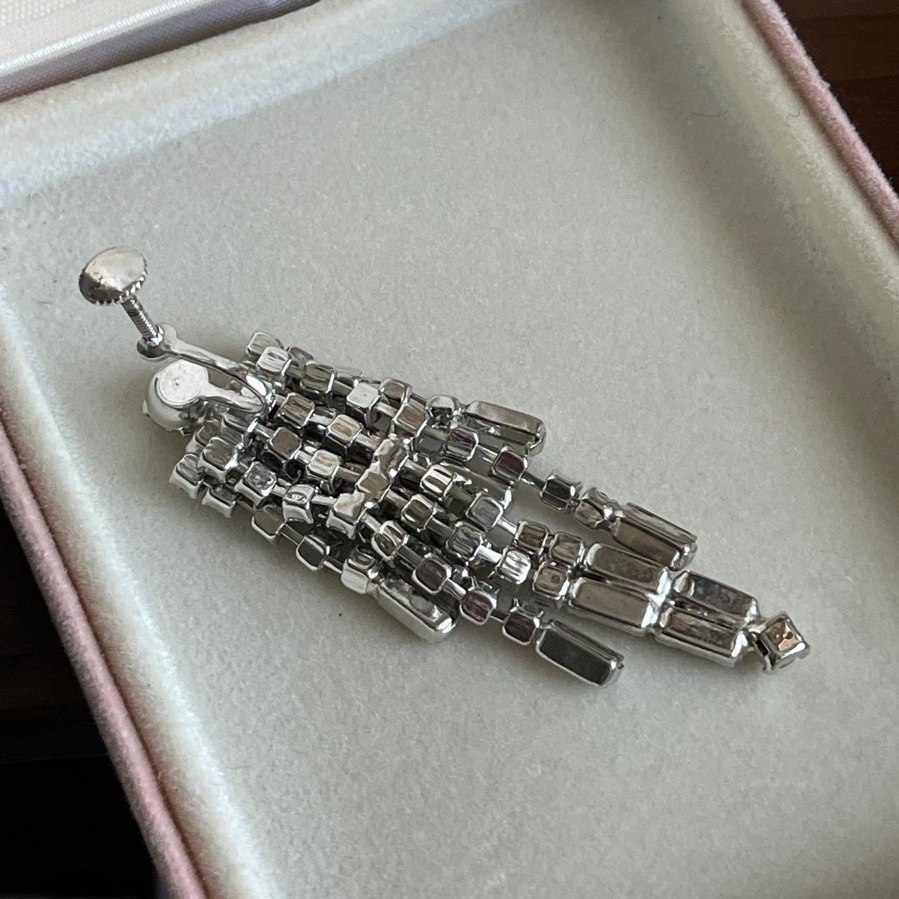 Vintage Art Deco clear rhinestones earrings screw back