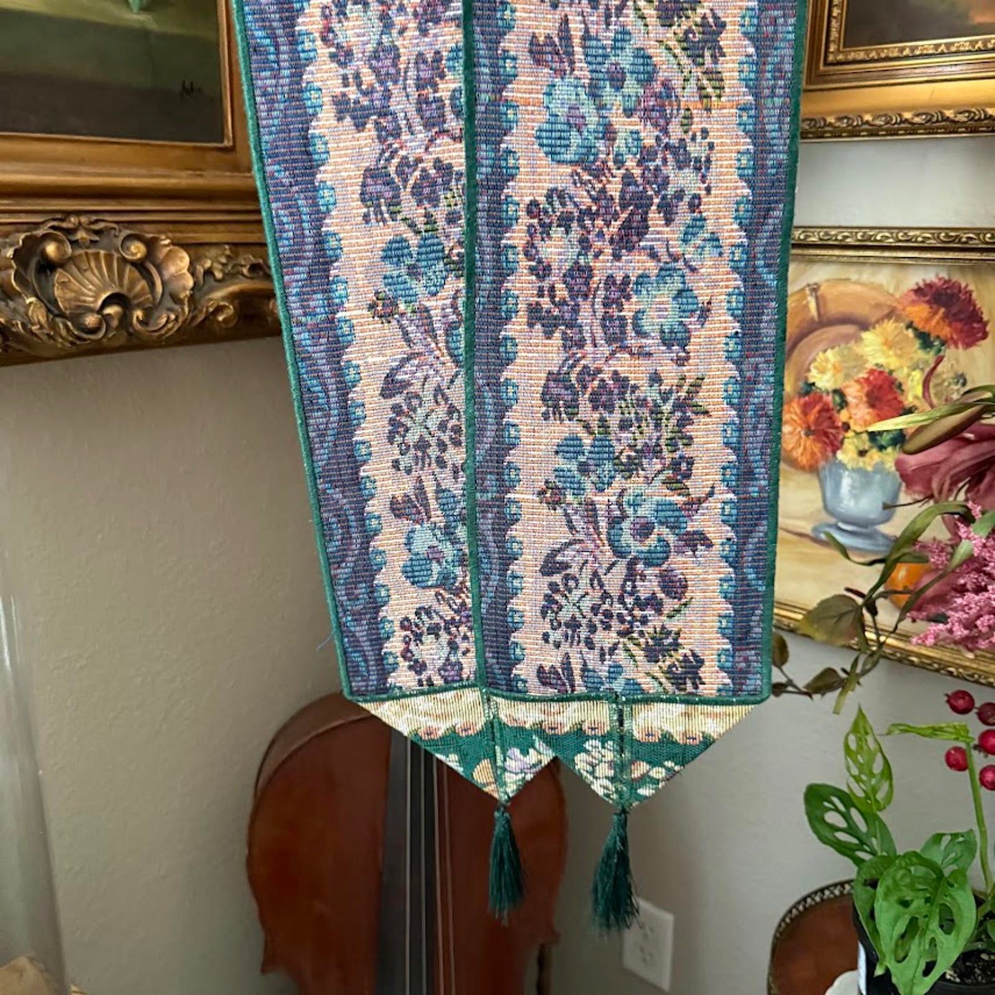 Vintage Green Tone Wall Tapestry Set