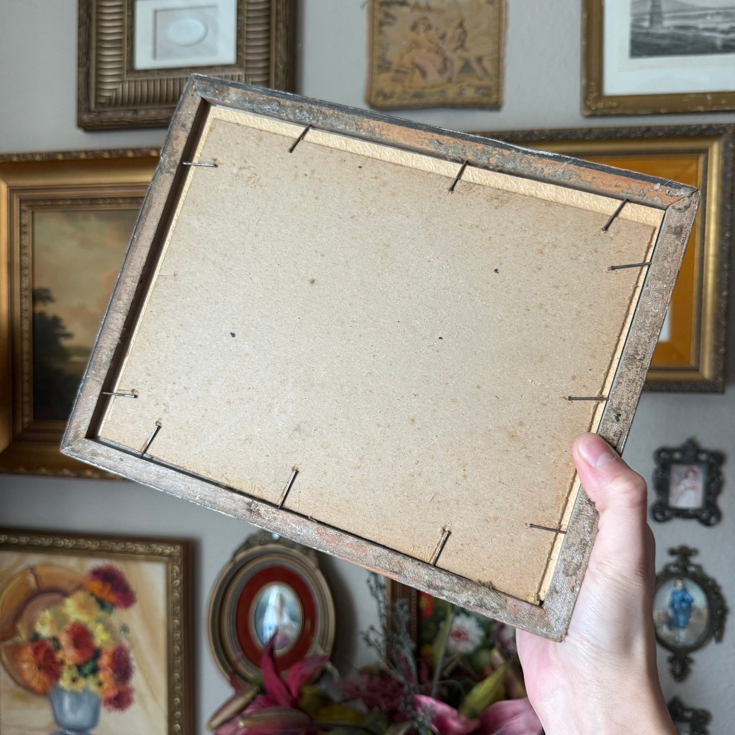 Vintage hinged wooden trinket jewelry box