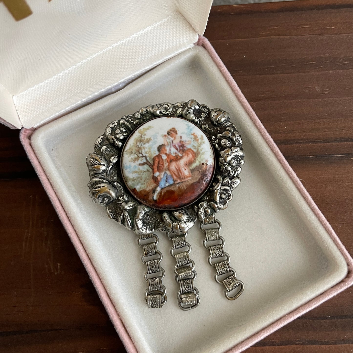 Unique porcelain courting couple scenery silver tone dangle brooch