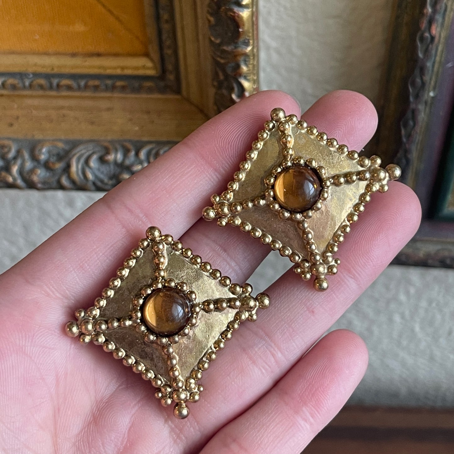 Oscar De La Renta Amber square clip on earrings