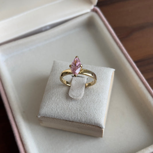 Vintage Gold Tone Pink Rhinestone Ring