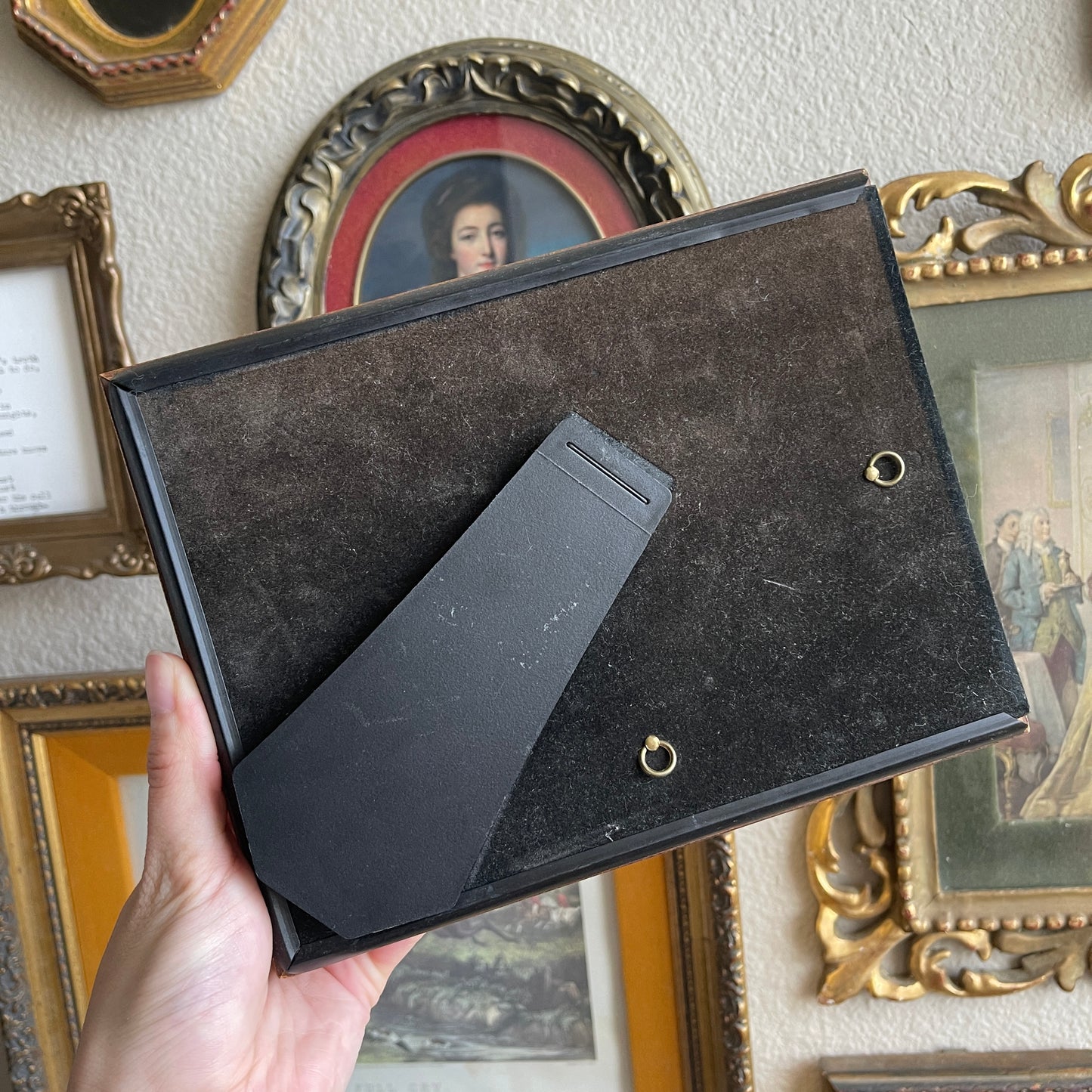 Vintage wooden frame Man in carriage & Horse Art Print painting