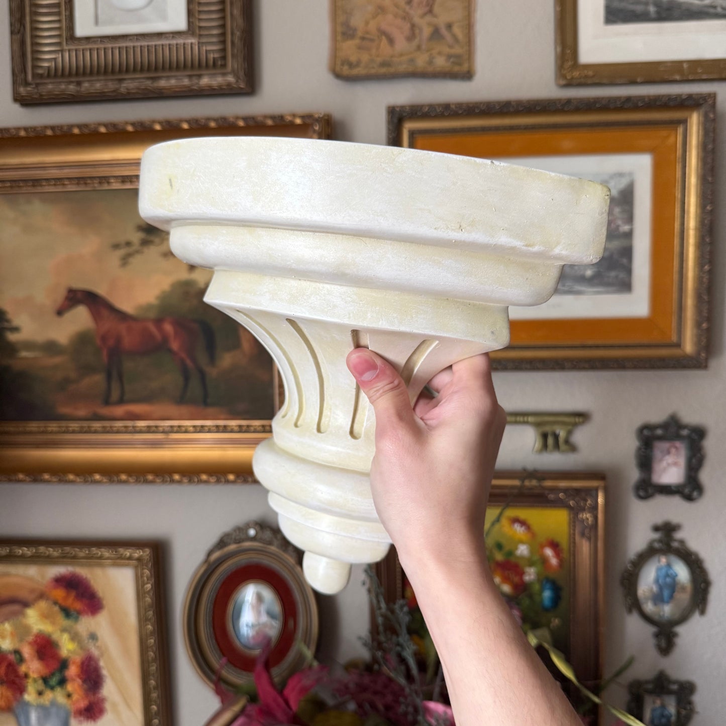 White curved wall sconce