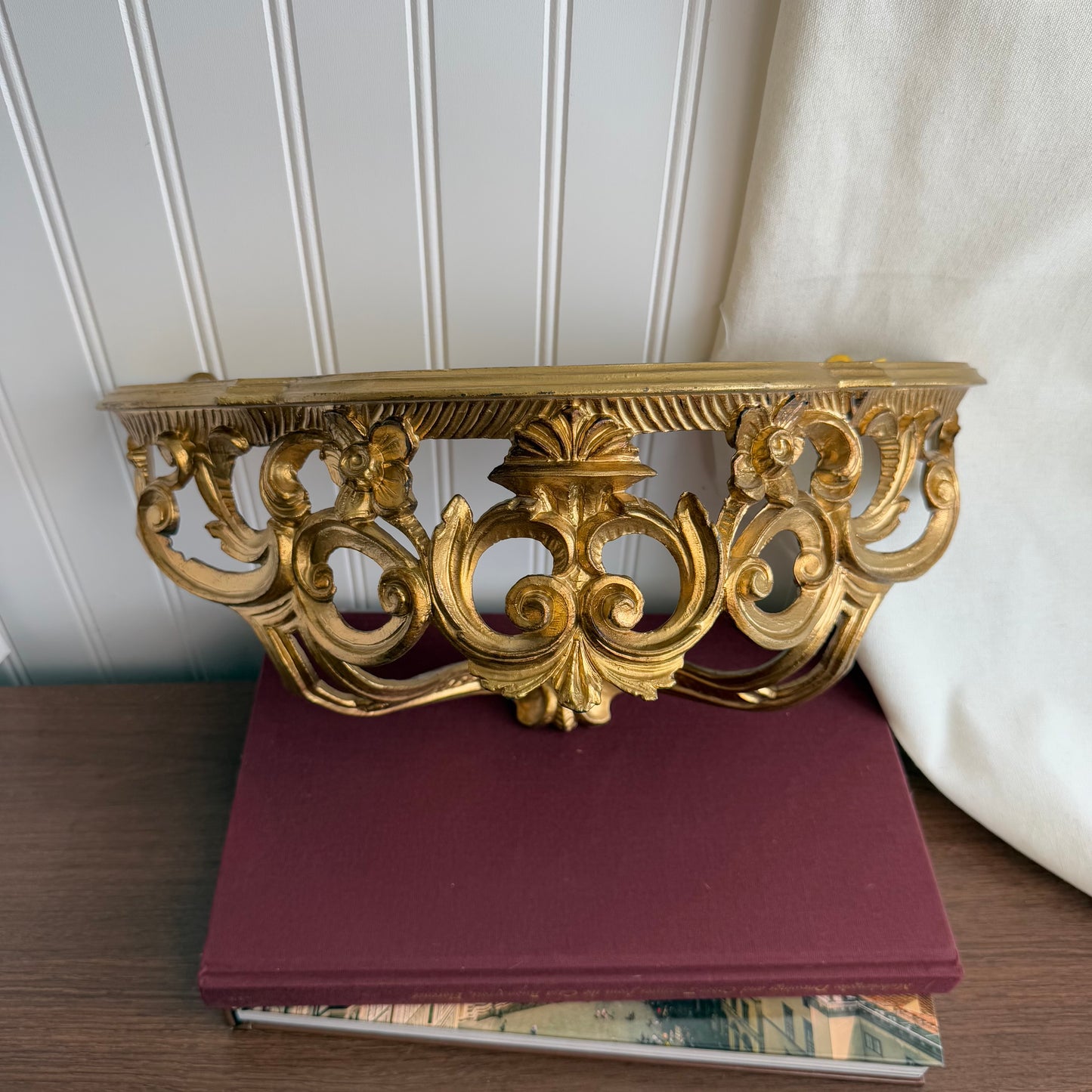 Florentine Italian Gold Gilt Wall Shelf
