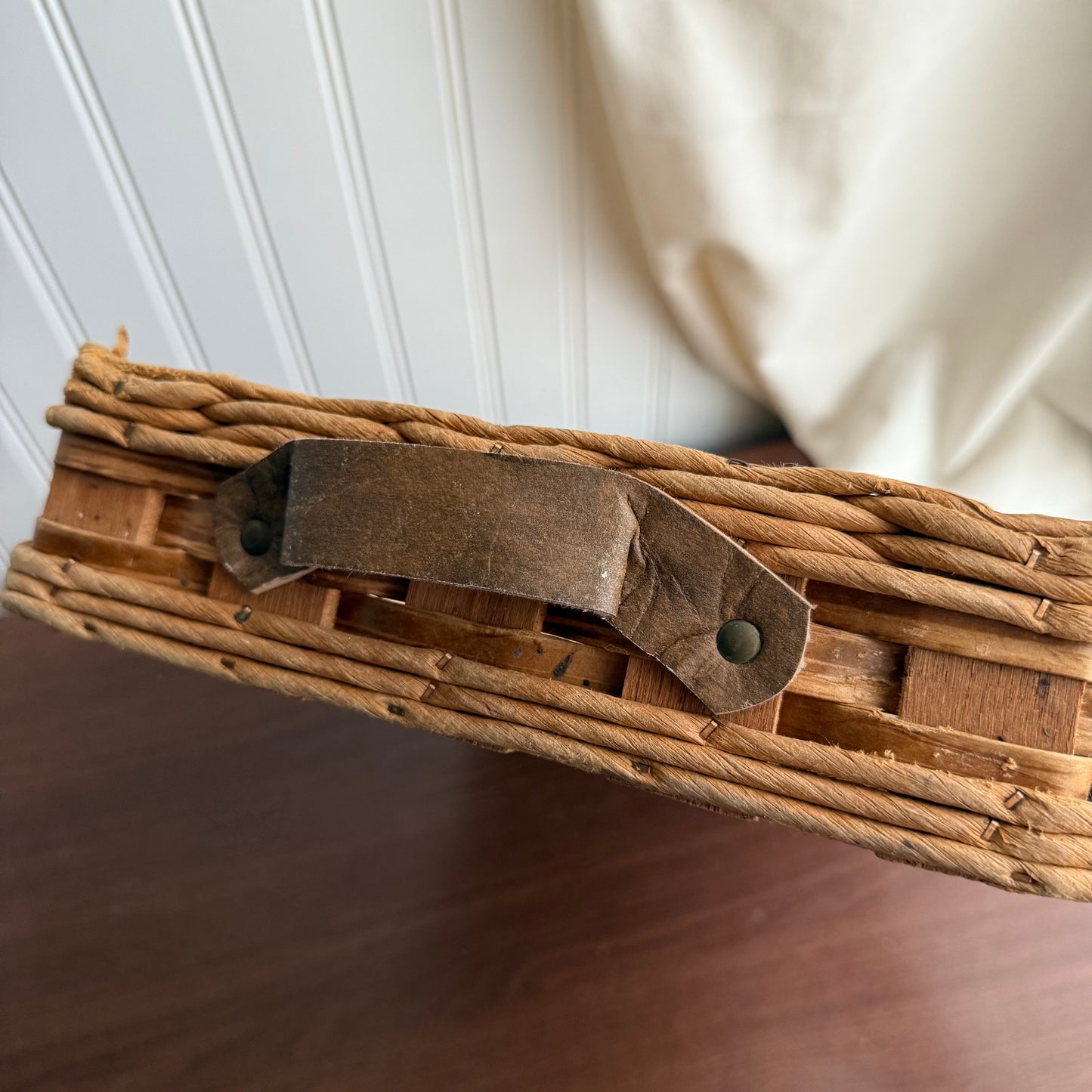 Pyrex Travel Serving Cork and Woven Wicker Tray