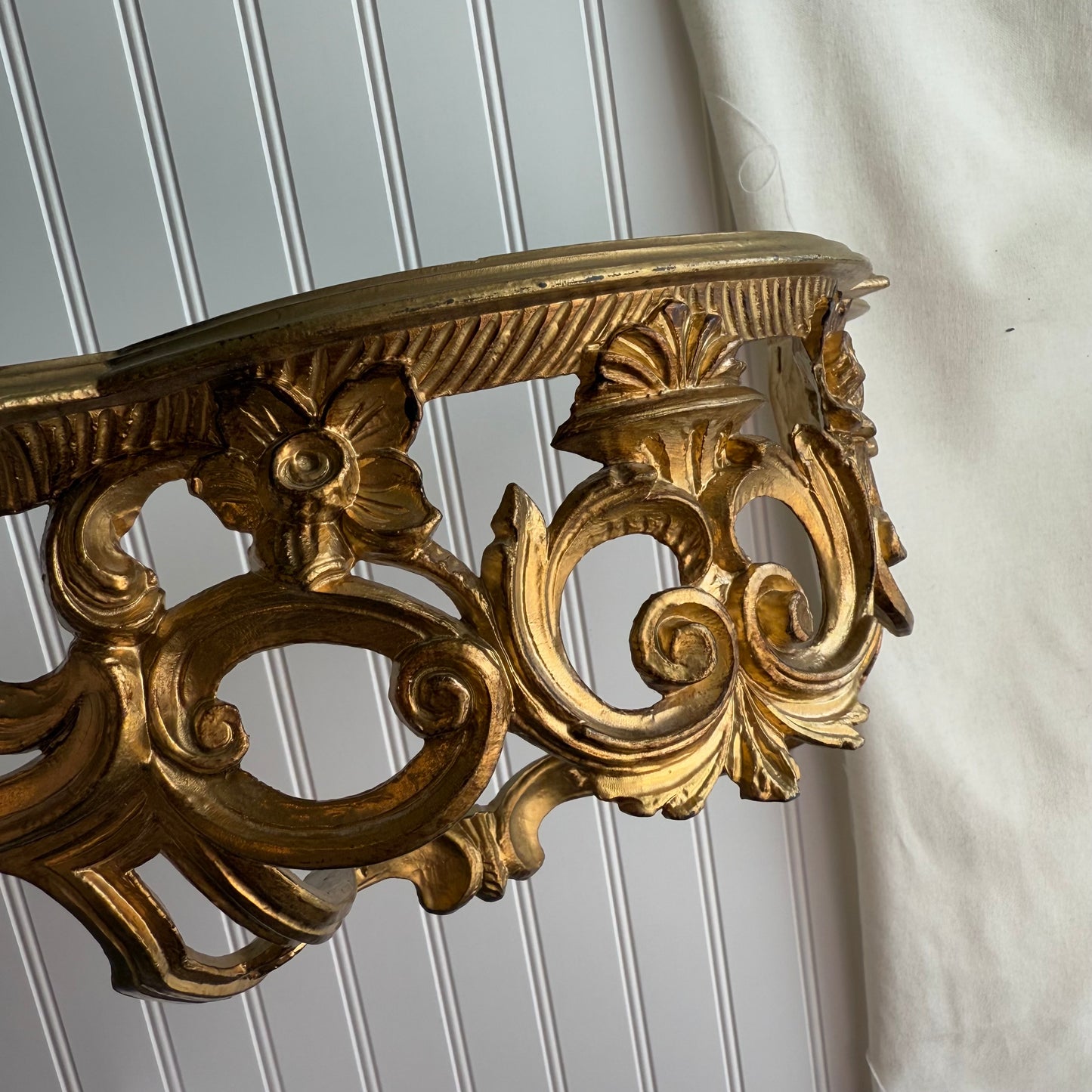 Florentine Italian Gold Gilt Wall Shelf