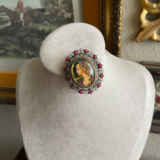 Vintage Cameo Portrait Brooch